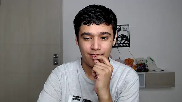 kaiine190 online show from October 2025 06:47:02 AM