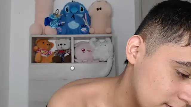 kaiine190 online show from February 2026 06:33:01 AM