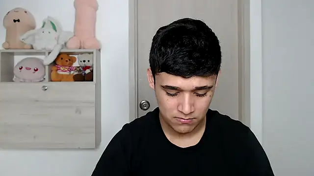 kaiine190 online show from November 2025 07:14:01 PM