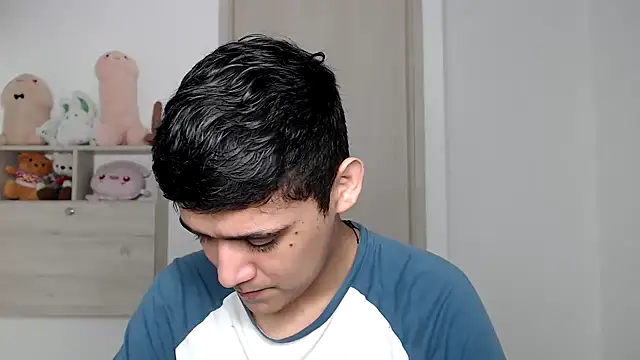 kaiine190 online show from December 2025 06:29:01 AM