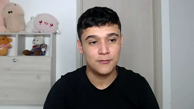 kaiine190 online show from November 2025 10:02:02 PM