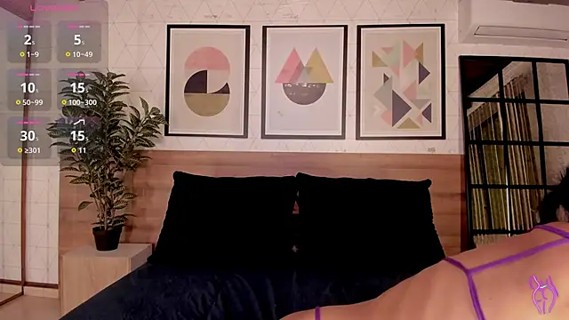 Snapshot of LunaRuso chatting on November 2025 08:56:02 PM LunaRuso online show from November 2025 08:56:02 PM