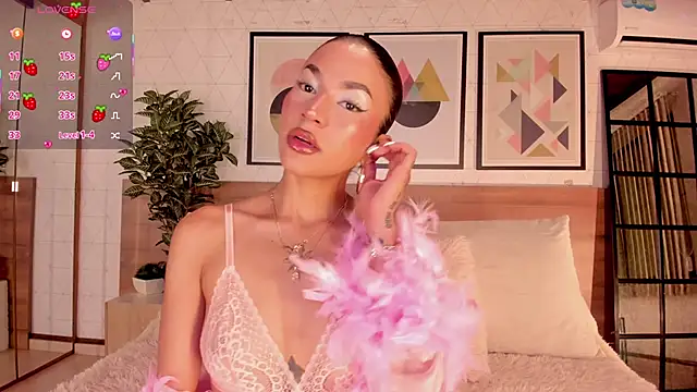 LunaRuso online show from February 2026 07:36:02 PM