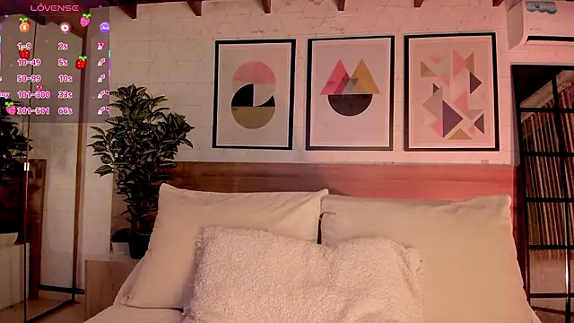 LunaRuso online show from March 2026 07:38:01 PM