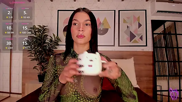 Snapshot of LunaRuso chatting on November 2025 07:39:01 PM LunaRuso online show from November 2025 07:39:01 PM