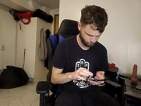 Talenjames4 online show from November 2025 08:36:01 PM