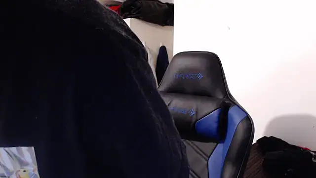 Talenjames4 online show from November 2025 05:16:02 PM