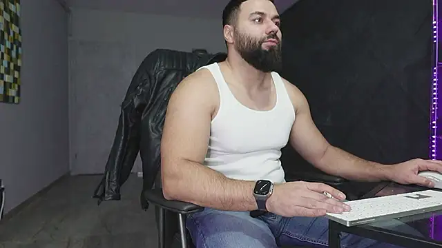 mattmasterss online show from February 2026 09:25:01 PM