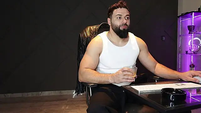 mattmasterss online show from March 2026 09:03:01 PM