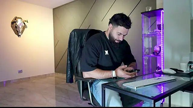 mattmasterss online show from March 2025 09:55:01 AM