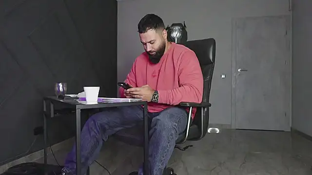 mattmasterss online show from October 2025 09:33:02 PM