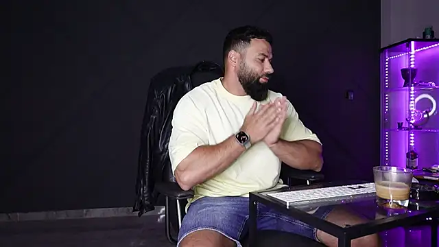 mattmasterss online show from May 2026 07:11:01 PM
