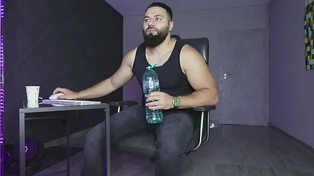 mattmasterss online show from November 2025 09:46:02 AM