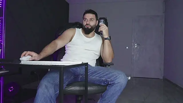 mattmasterss online show from January 2026 04:52:02 AM