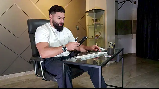 mattmasterss online show from February 2025 10:03:02 PM