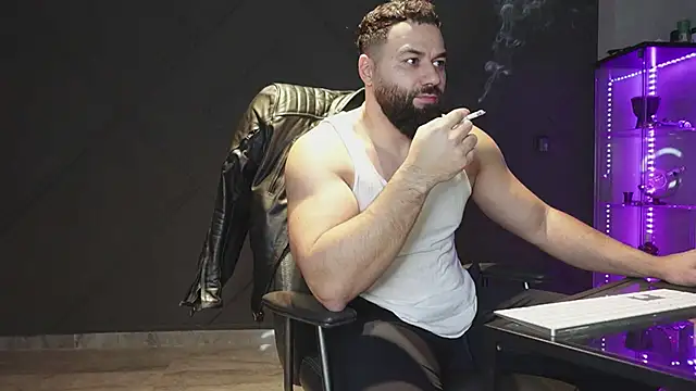 mattmasterss online show from February 2026 08:42:01 PM