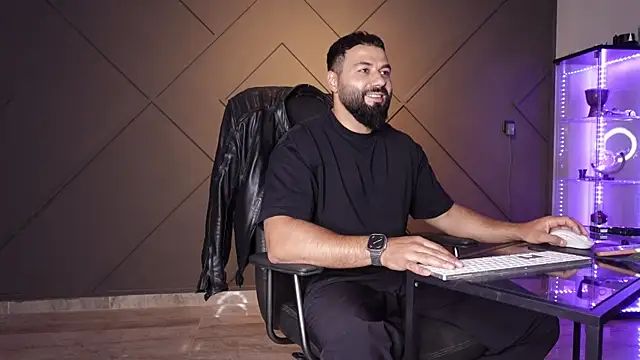 mattmasterss online show from June 2026 07:24:01 PM