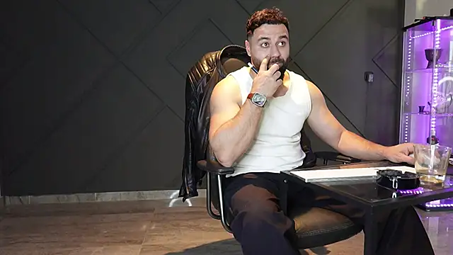 mattmasterss online show from April 2026 01:13:01 PM