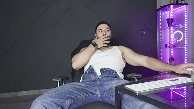 mattmasterss online show from March 2026 10:26:01 PM