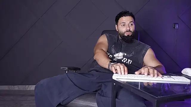 mattmasterss online show from July 2026 09:08:01 PM