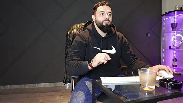 mattmasterss online show from March 2026 01:29:02 AM