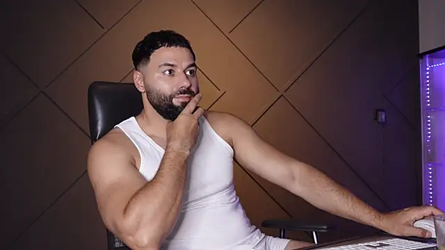 mattmasterss online show from June 2026 08:03:02 PM