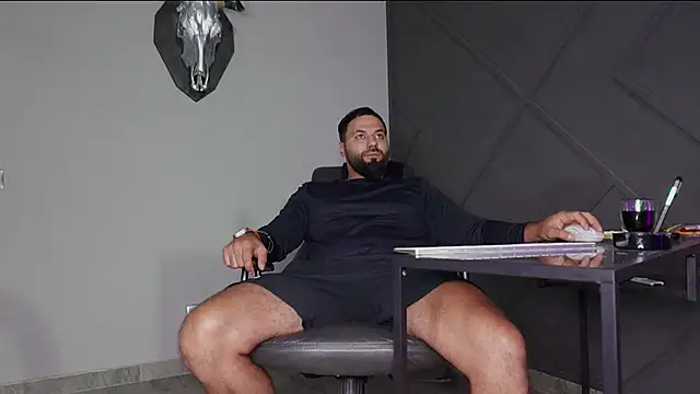 mattmasterss online show from September 2025 10:05:01 PM