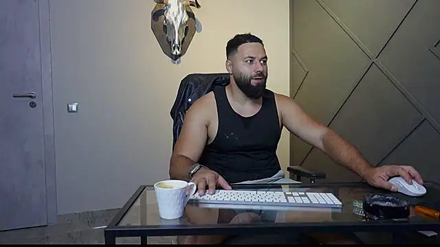 mattmasterss online show from September 2025 06:29:01 PM
