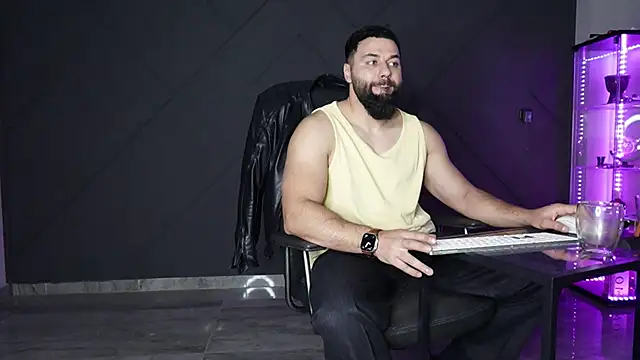 mattmasterss online show from April 2026 10:58:01 PM