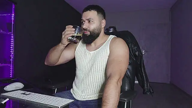 mattmasterss online show from February 2026 10:15:02 PM