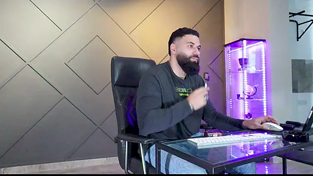 mattmasterss online show from February 2025 06:46:02 AM