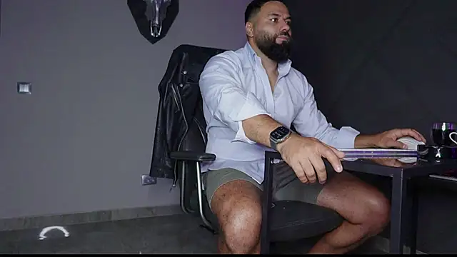 mattmasterss online show from September 2025 06:08:02 PM