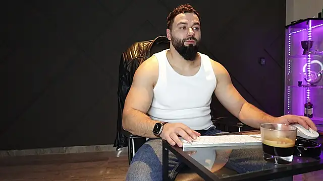 mattmasterss online show from March 2026 03:35:02 PM