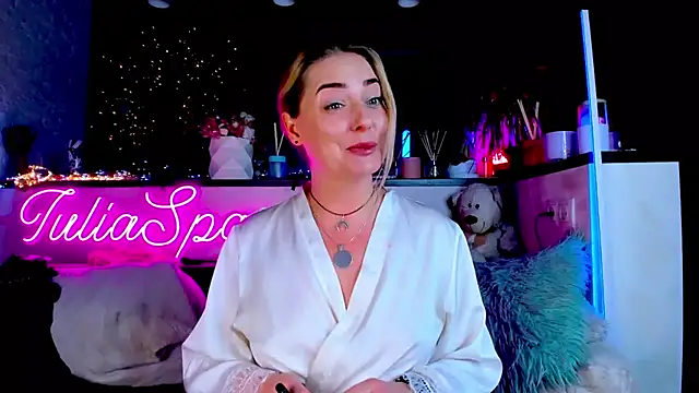  JuliaSpace  online show from February 2025 07:41:02 PM