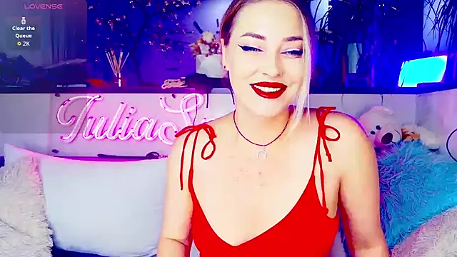 Snapshot of _JuliaSpace_ chatting on October 2025 04:08:01 PM JuliaSpace online show from October 2025 04:08:01 PM