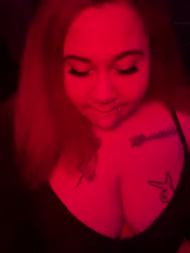 Juicyjordie online show from November 2025 05:33:02 AM