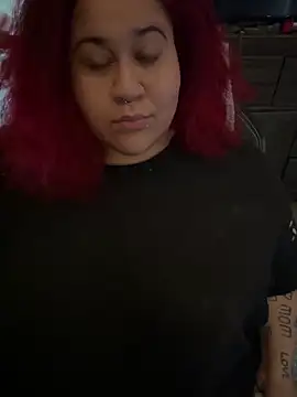 Juicyjordie online show from October 2025 06:32:02 PM