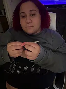 Juicyjordie online show from October 2025 04:21:02 AM