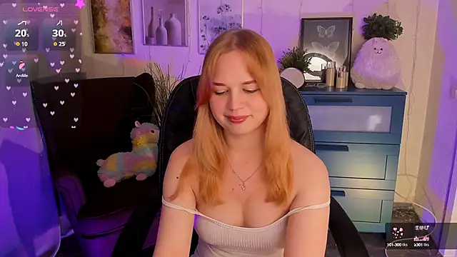 AlicePopsy online show from September 2025 11:28:02 AM