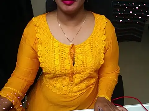 Snapshot of Arushisingh8888 chatting on November 2025 11:42:02 AM Arushisingh8888 online show from November 2025 11:42:02 AM