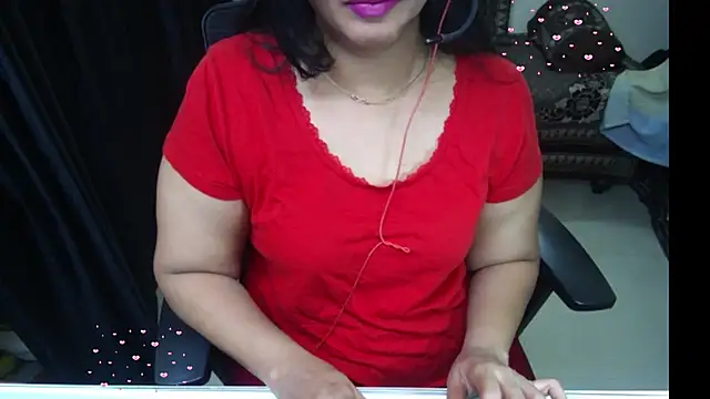 Snapshot of Arushisingh8888 chatting on June 2026 02:18:02 PM Arushisingh8888 online show from June 2026 02:18:02 PM