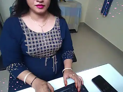 Snapshot of Arushisingh8888 chatting on October 2025 11:56:02 AM Arushisingh8888 online show from October 2025 11:56:02 AM