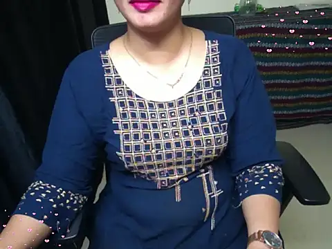 Snapshot of Arushisingh8888 chatting on December 2025 01:10:01 PM Arushisingh8888 online show from December 2025 01:10:01 PM