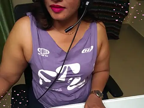 Snapshot of Arushisingh8888 chatting on November 2025 01:47:01 PM Arushisingh8888 online show from November 2025 01:47:01 PM