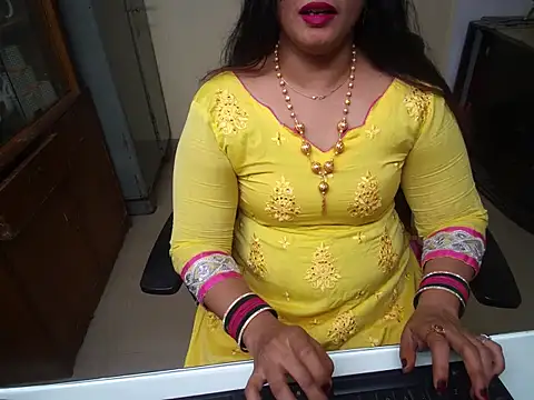 Snapshot of Arushisingh8888 chatting on September 2025 12:59:02 PM Arushisingh8888 online show from September 2025 12:59:02 PM
