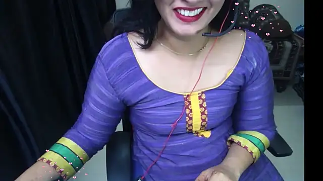 Snapshot of Arushisingh8888 chatting on June 2026 12:06:02 PM Arushisingh8888 online show from June 2026 12:06:02 PM