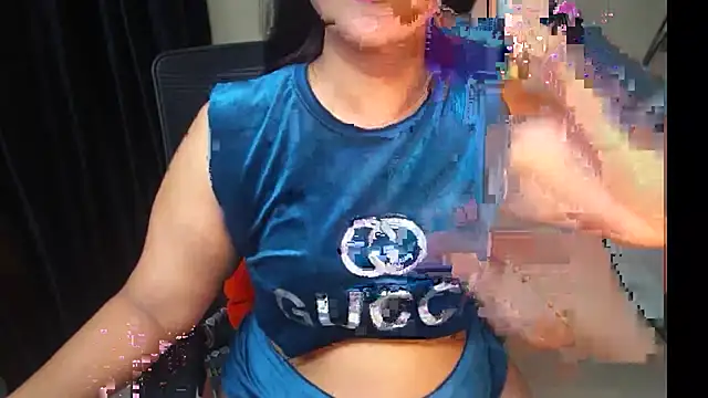 Arushisingh8888 online show from April 2026 01:24:02 PM