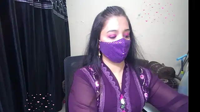 Arushisingh8888 online show from May 2026 01:58:02 PM