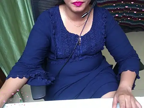 Snapshot of Arushisingh8888 chatting on November 2025 02:21:03 PM Arushisingh8888 online show from November 2025 02:21:03 PM