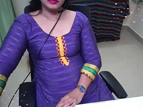 Snapshot of Arushisingh8888 chatting on November 2025 12:43:02 PM Arushisingh8888 online show from November 2025 12:43:02 PM